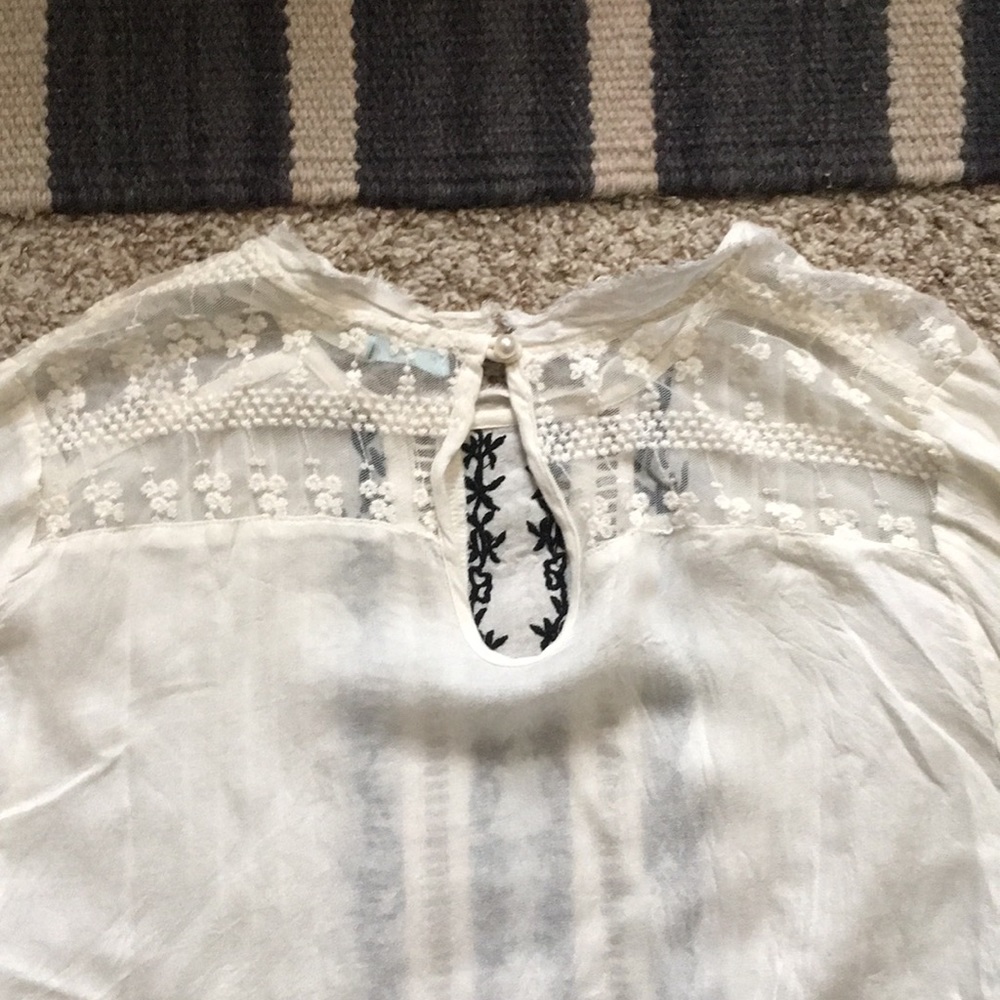 Embroidered top - Picture 3 of 3
